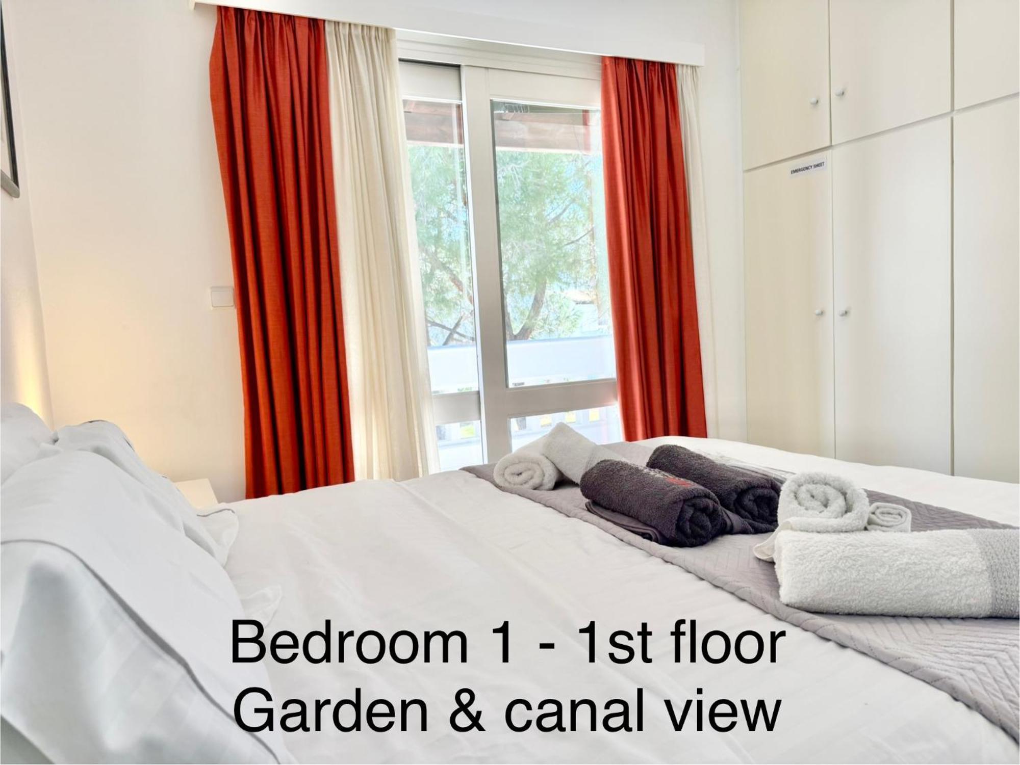 Villasonboard Dock Villa 3 Bed, 3 Bath, Canal, Greek Venice Porto Hydra Plépi 外观 照片
