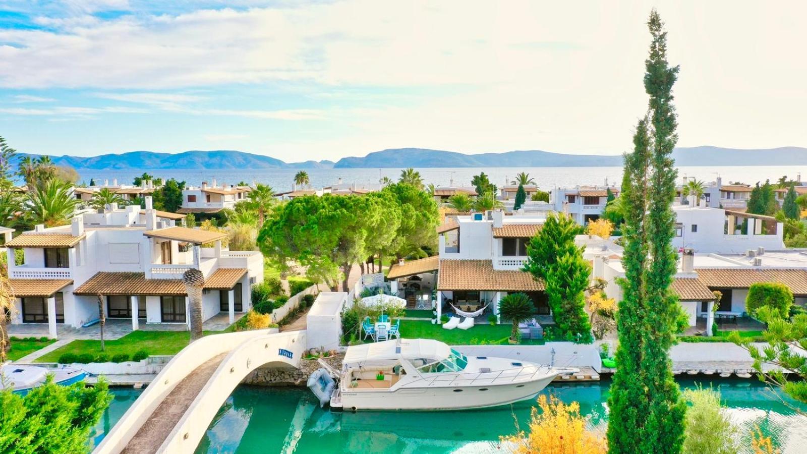 Villasonboard Dock Villa 3 Bed, 3 Bath, Canal, Greek Venice Porto Hydra Plépi 外观 照片